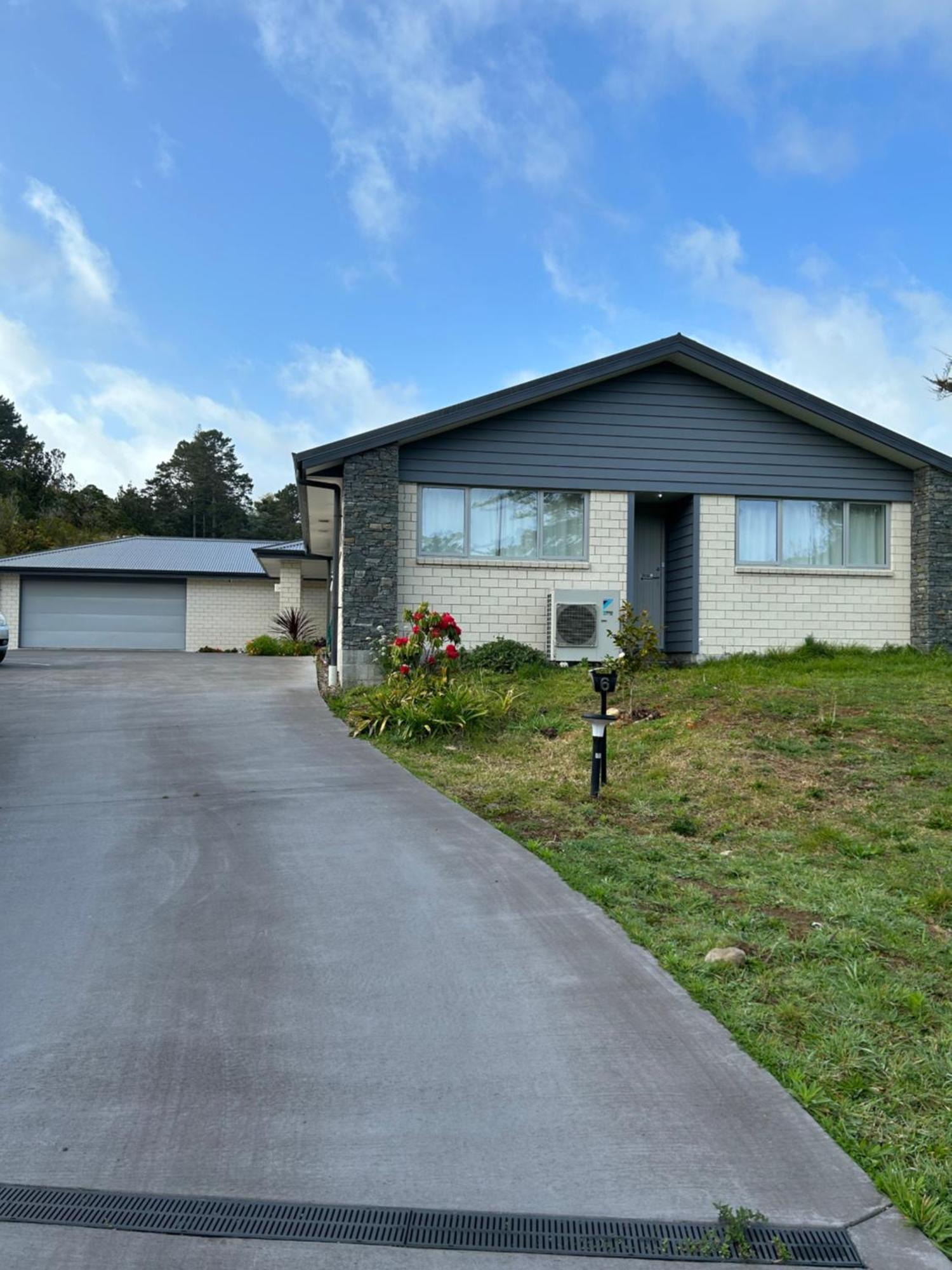 Almost Heaven Bnb New Plymouth Bagian luar foto